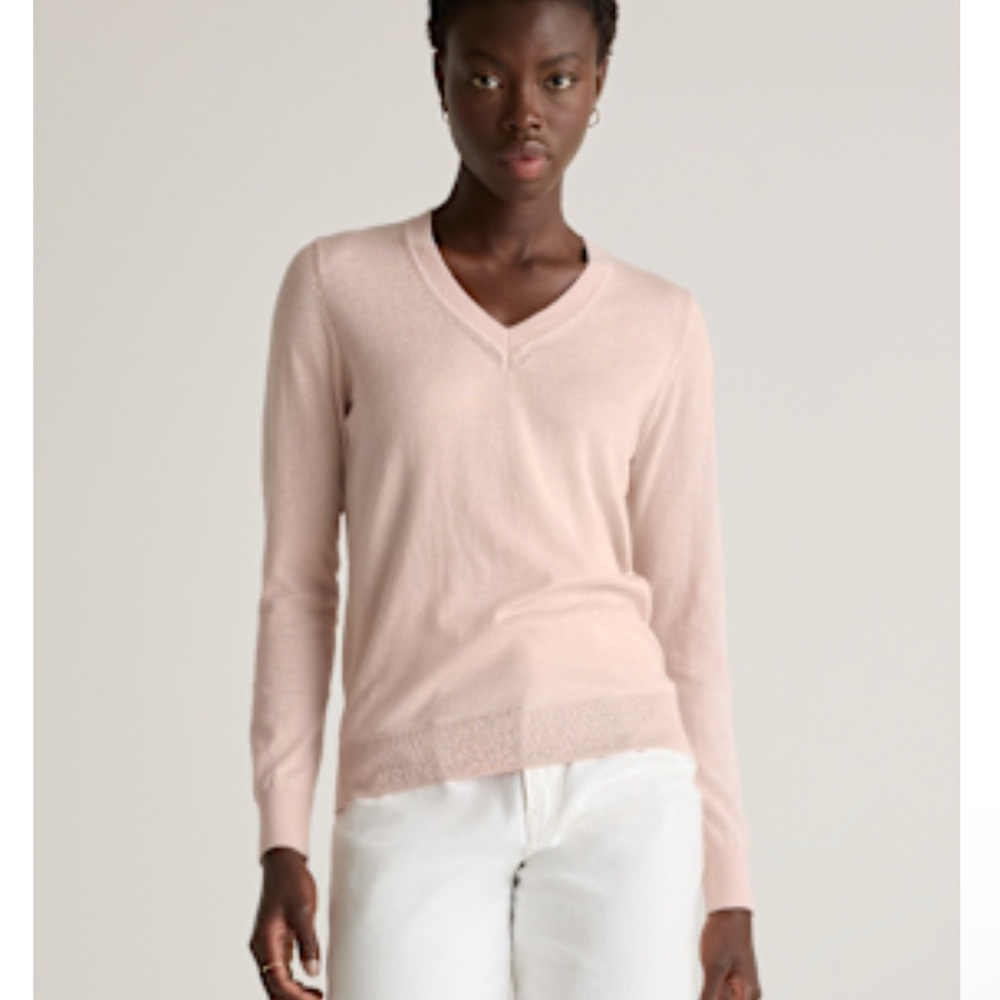 Quince women’s Lightweight Cotton Cashmere V-Neck Sweater sugar stone small